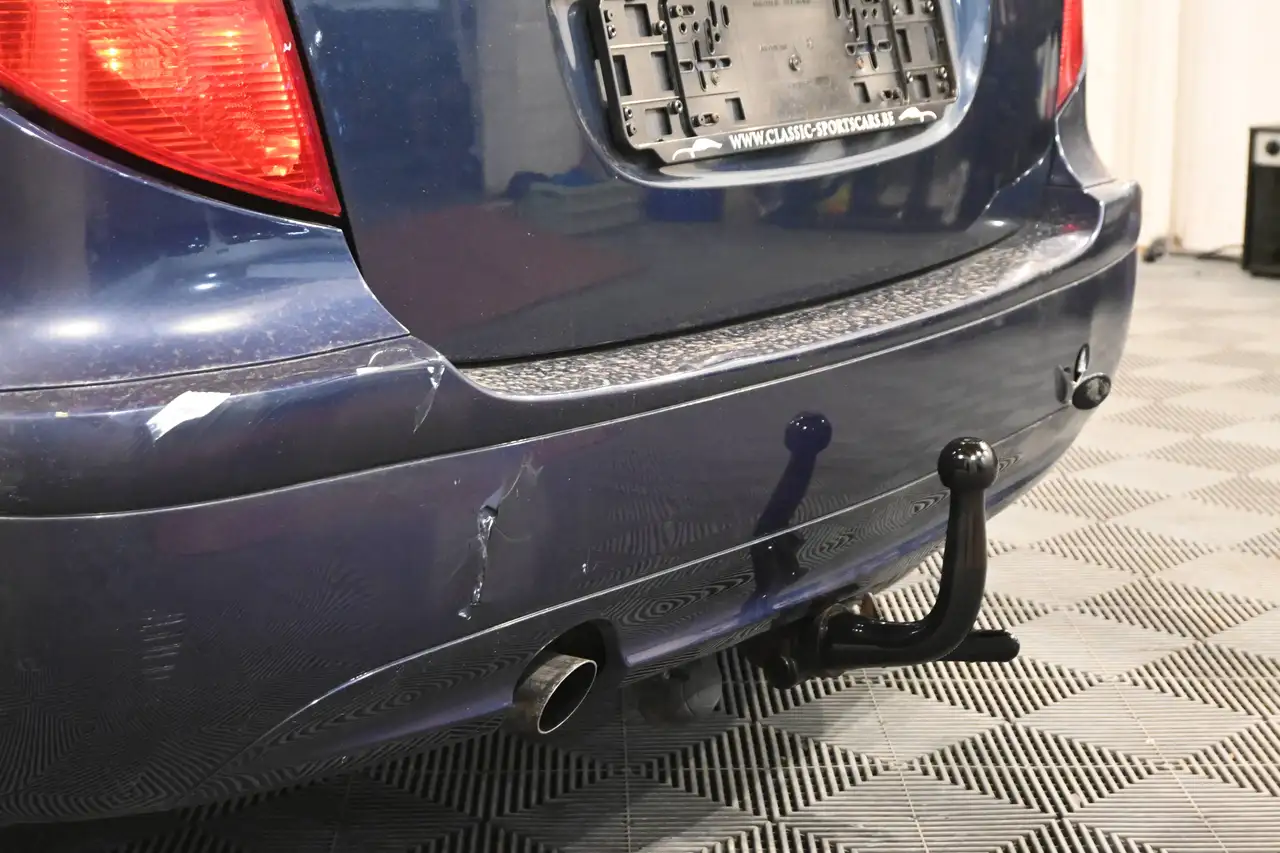Mercedes-Benz A 180 - 6