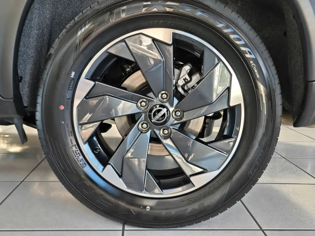 Nissan X-Trail - 12