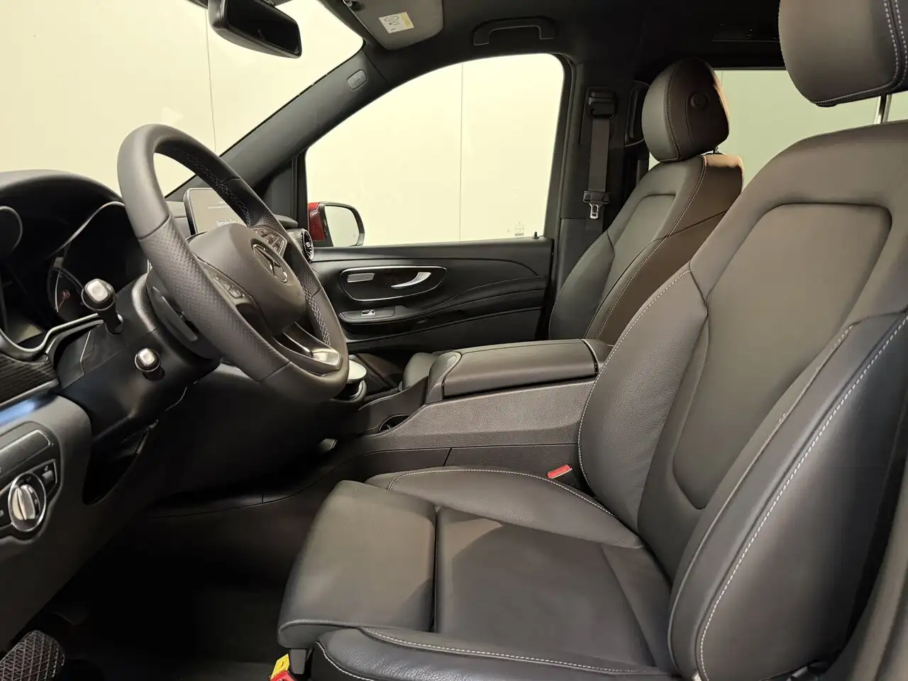 Mercedes-Benz EQV 300 - 8