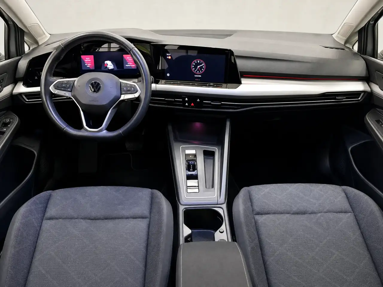Volkswagen Golf Variant - 10