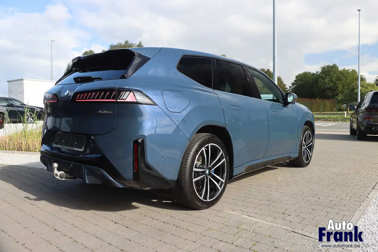 BMW iX3 - 7