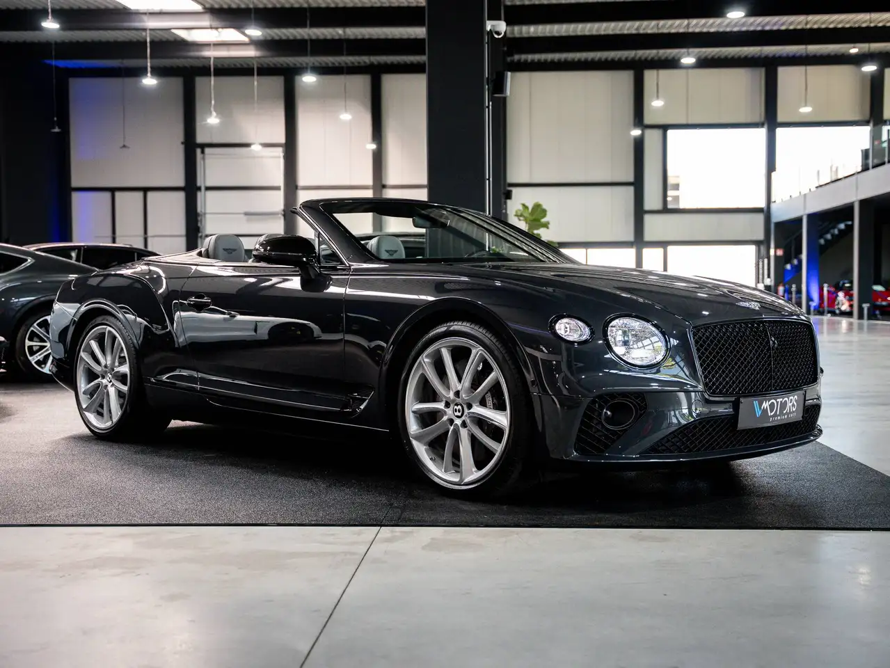 Bentley Continental GTC - 6