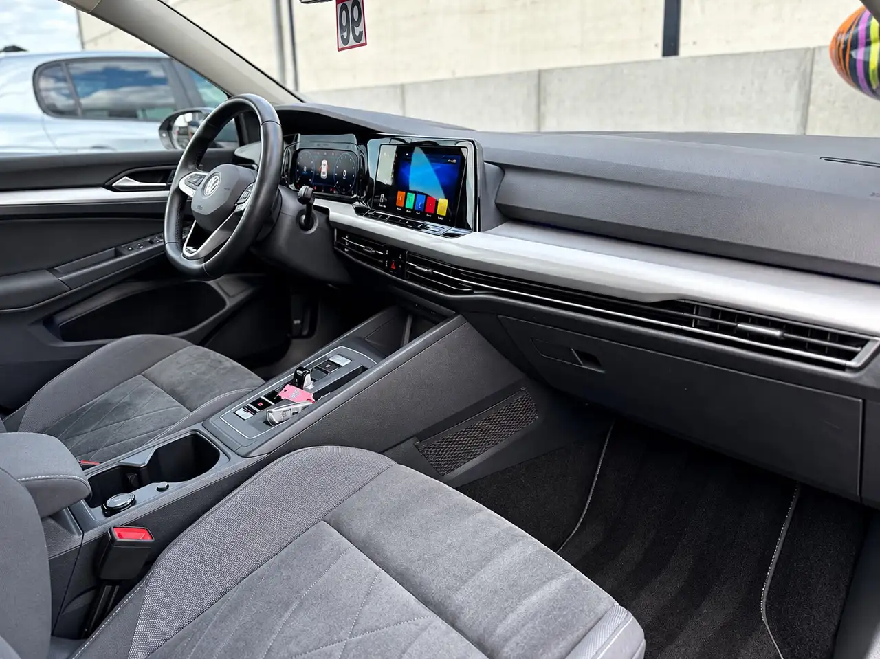 Volkswagen Golf - 12