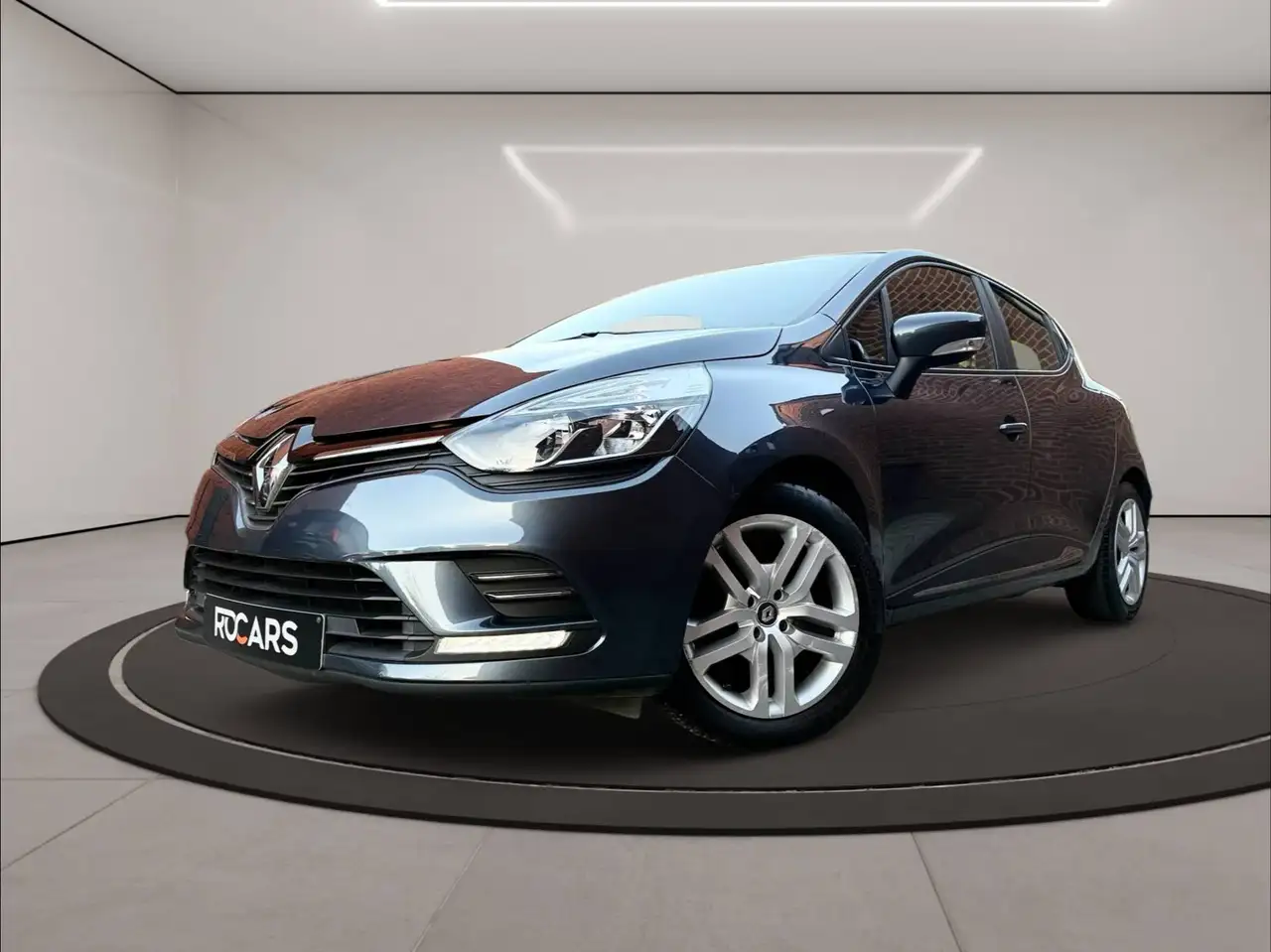 Renault Clio - 1
