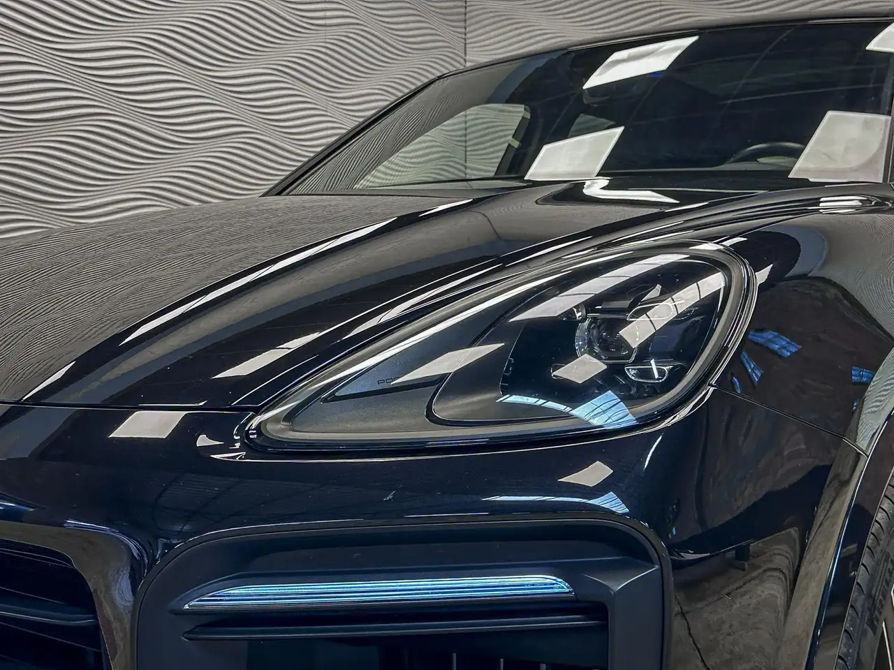 Porsche Cayenne - 7