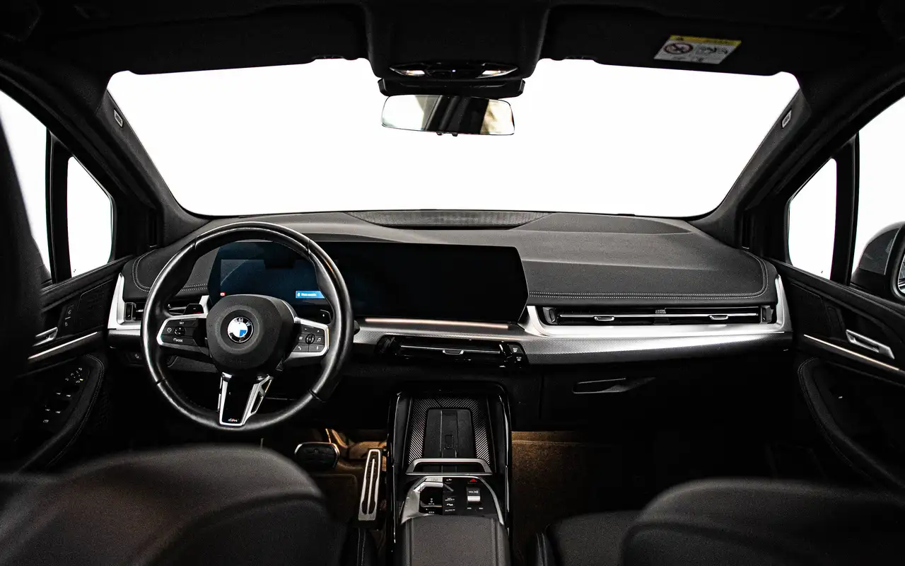 BMW 218 - 10