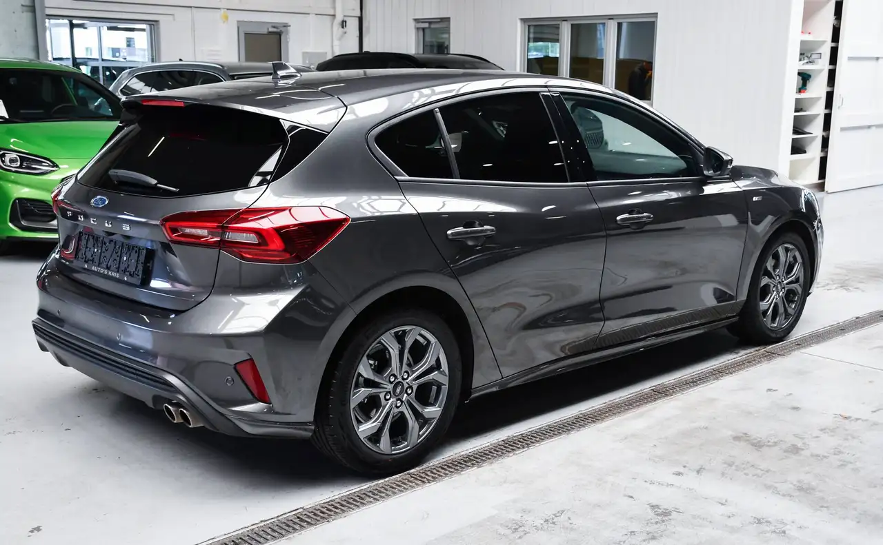 Ford Focus - 3