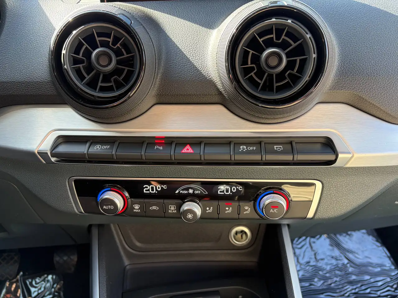 Audi Q2 - 12