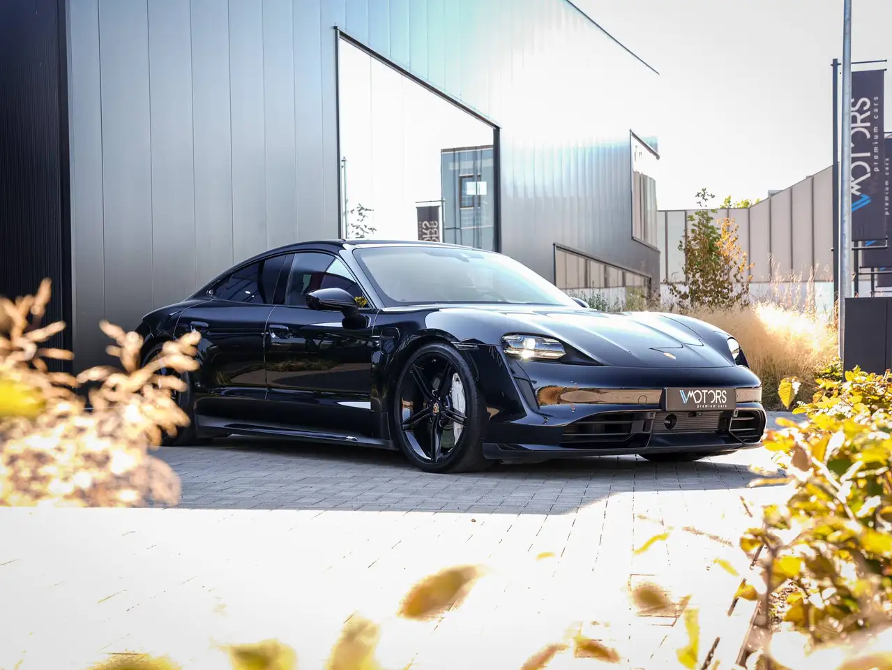 Porsche Taycan - 6