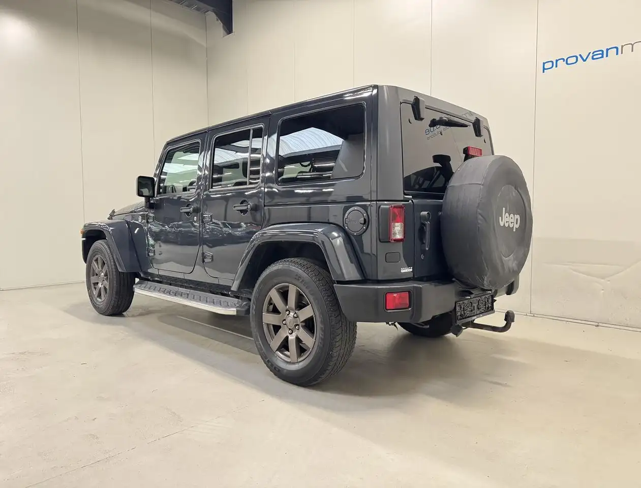 Jeep Wrangler - 8