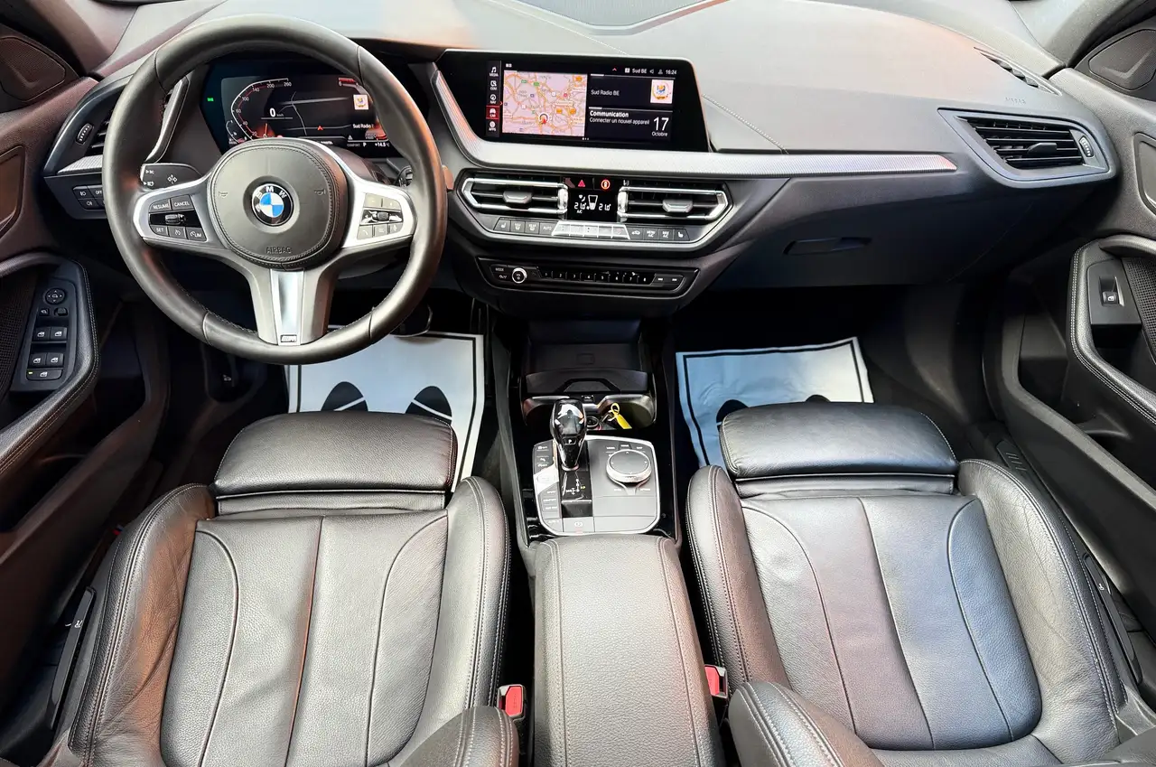 BMW 118 - 18