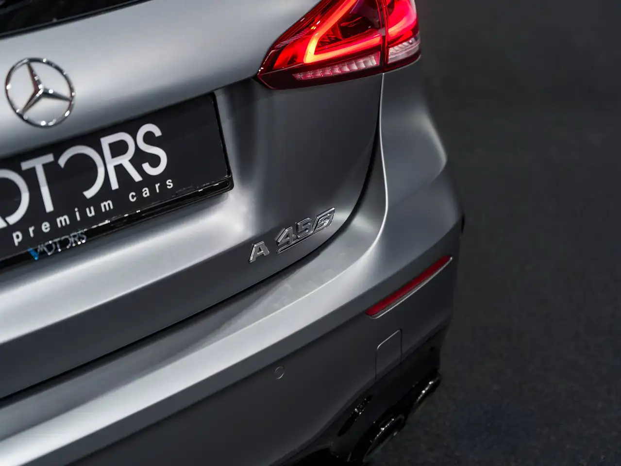 Mercedes-Benz A 45 AMG - 8