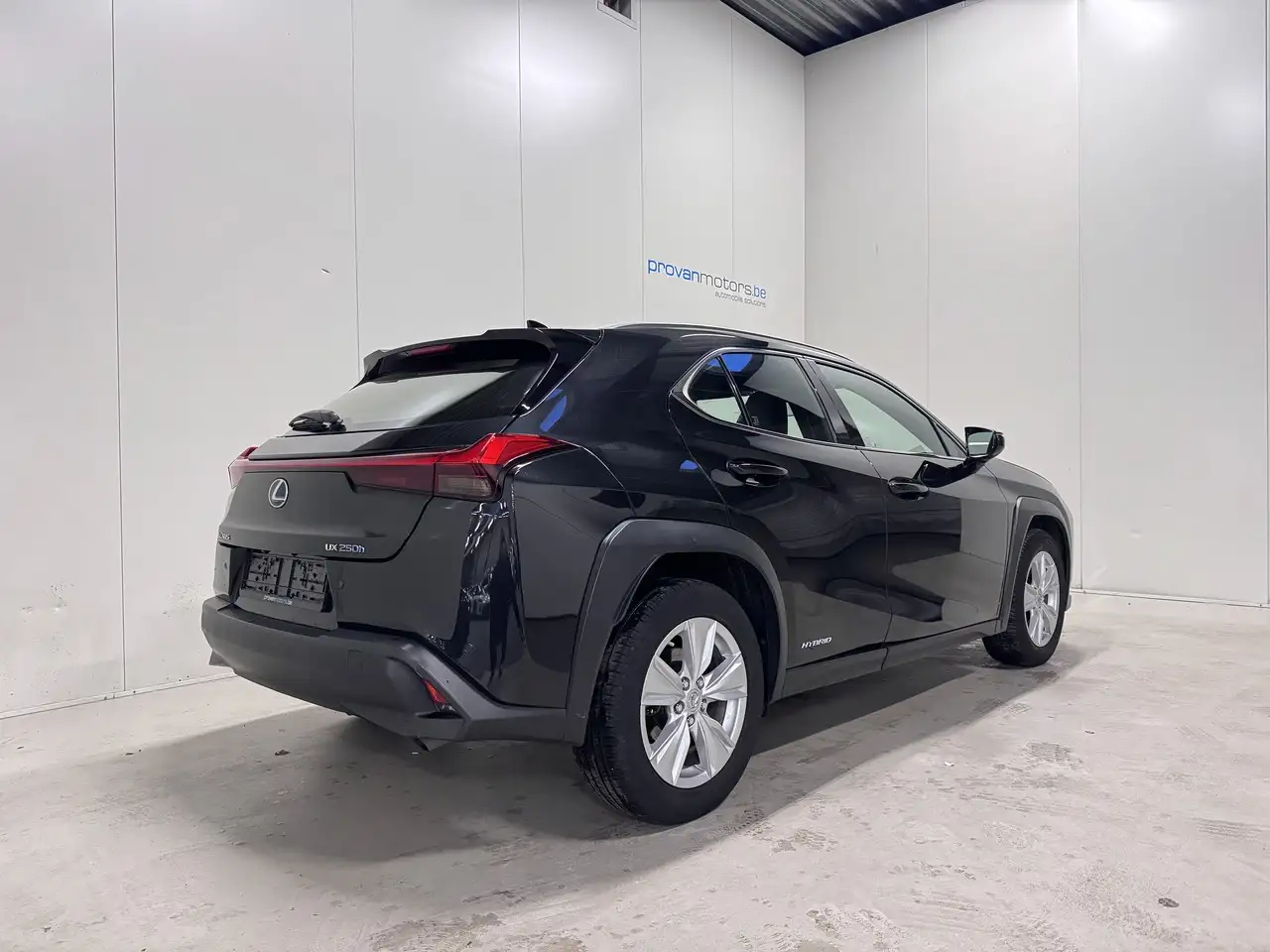 Lexus UX 250h - 3