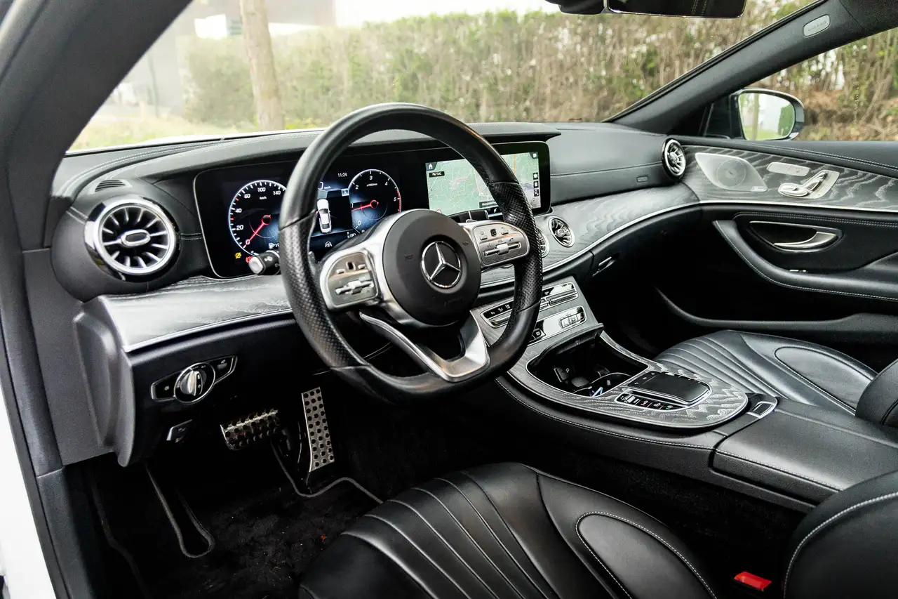 Mercedes-Benz CLS 220 - 5