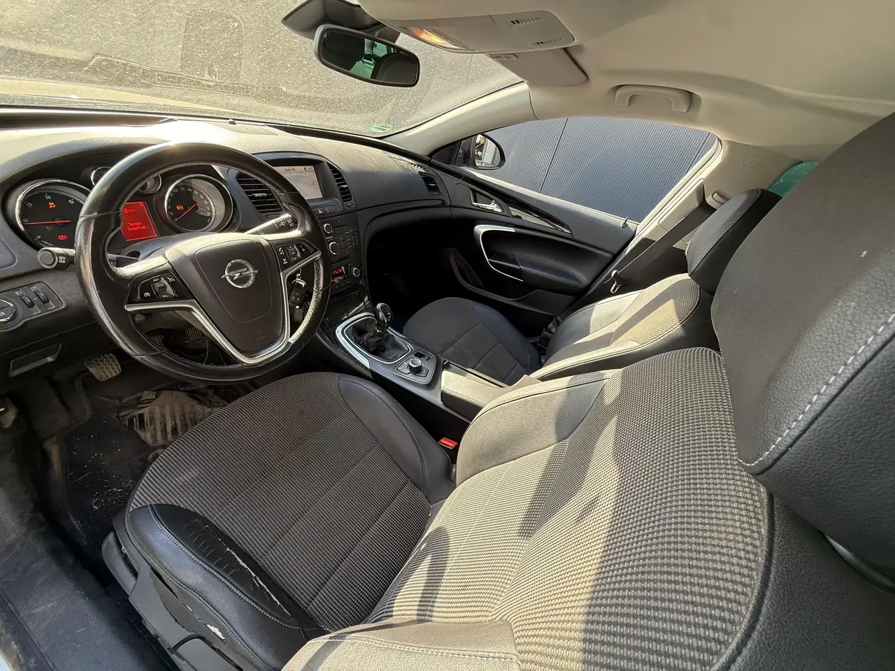 Opel Insignia - 12