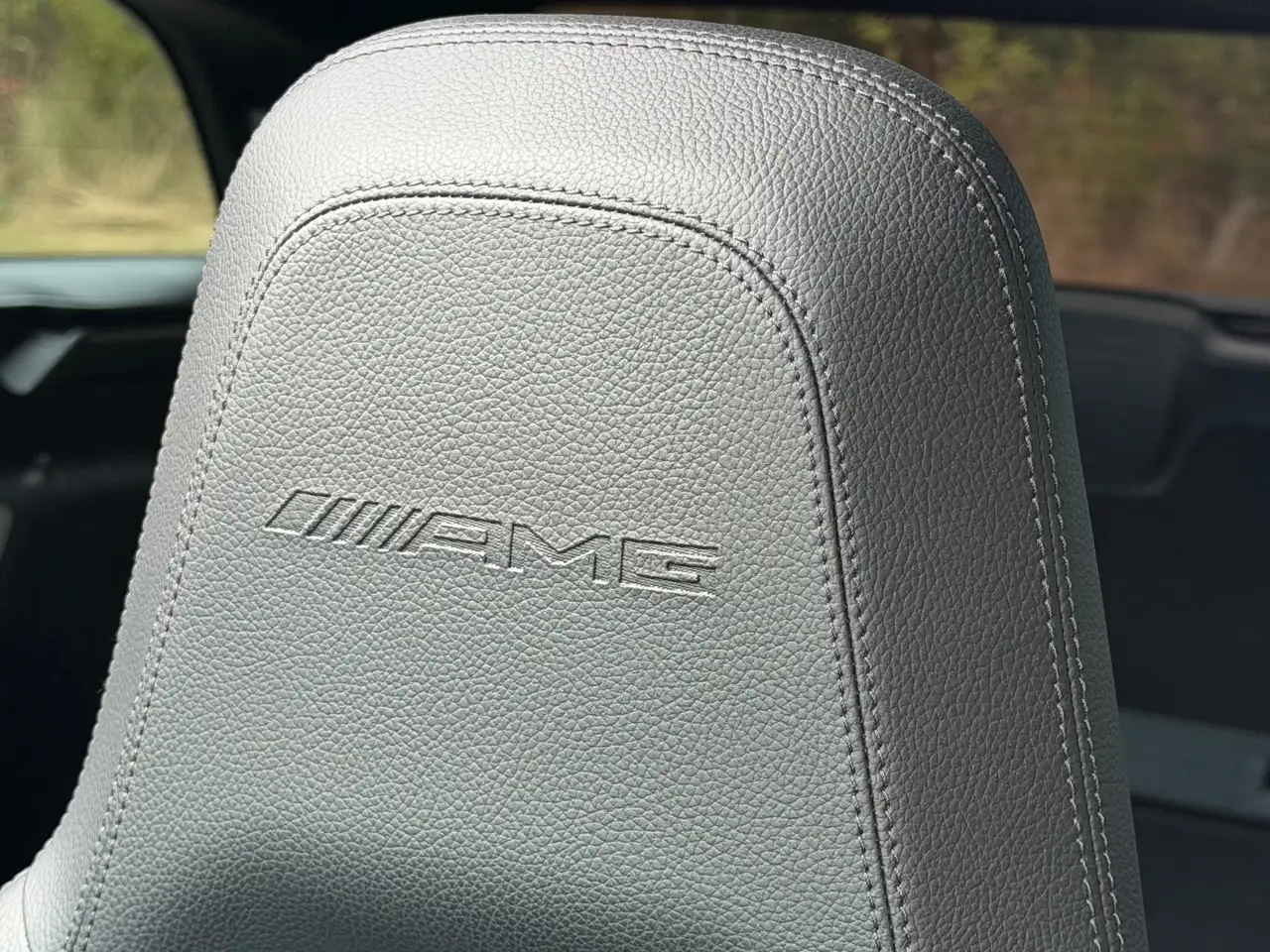 Mercedes-Benz C 63 AMG - 7