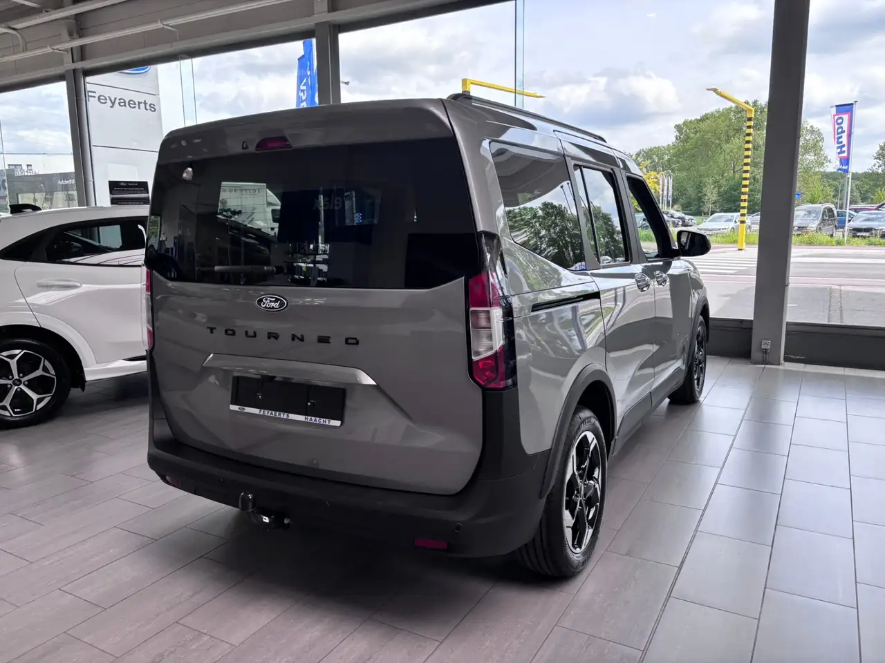 Ford Tourneo Courier - 3