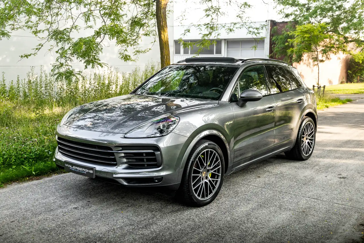 Porsche Cayenne - 9