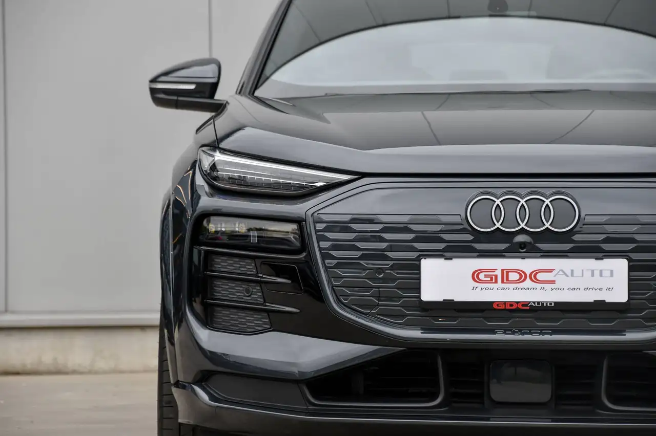 Audi Q6 e-tron - 7