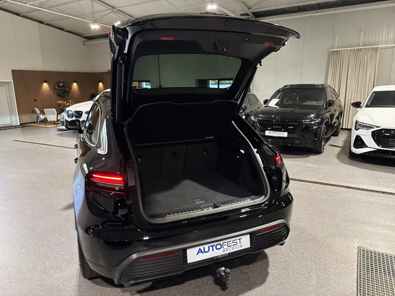 Porsche Macan - 10