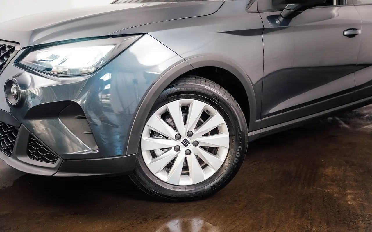 SEAT Arona - 5