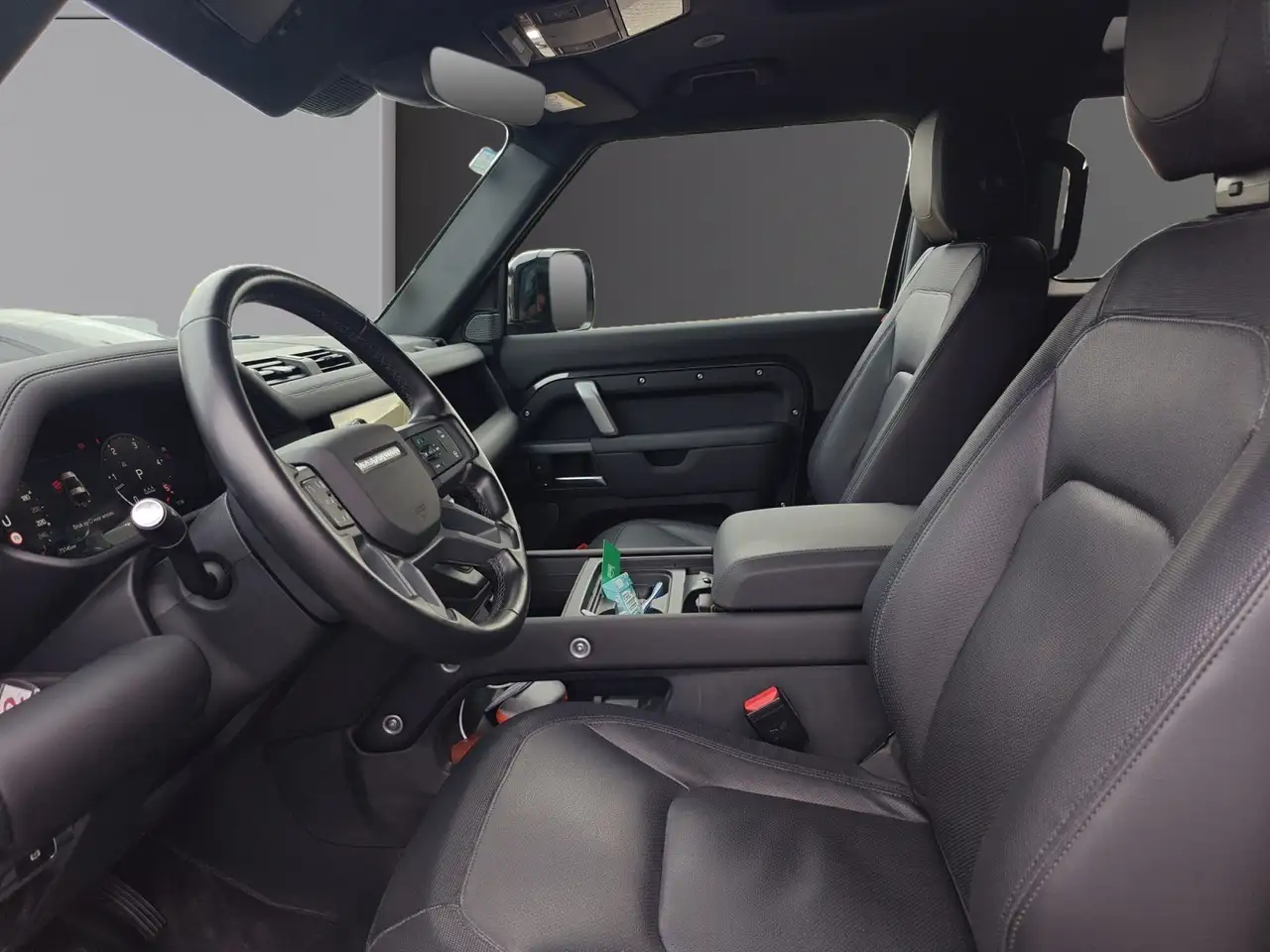 Land Rover Defender - 10
