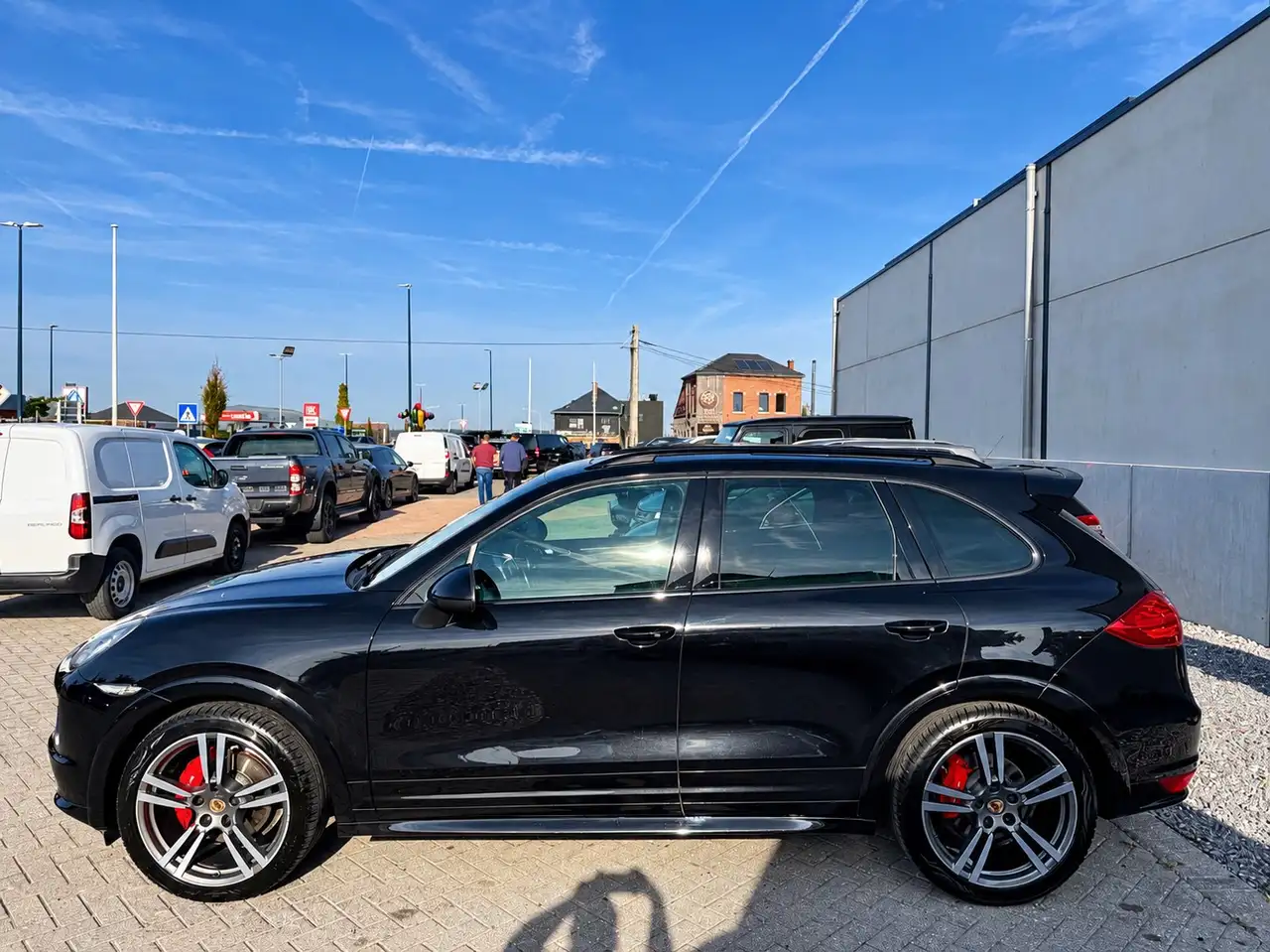 Porsche Cayenne - 8