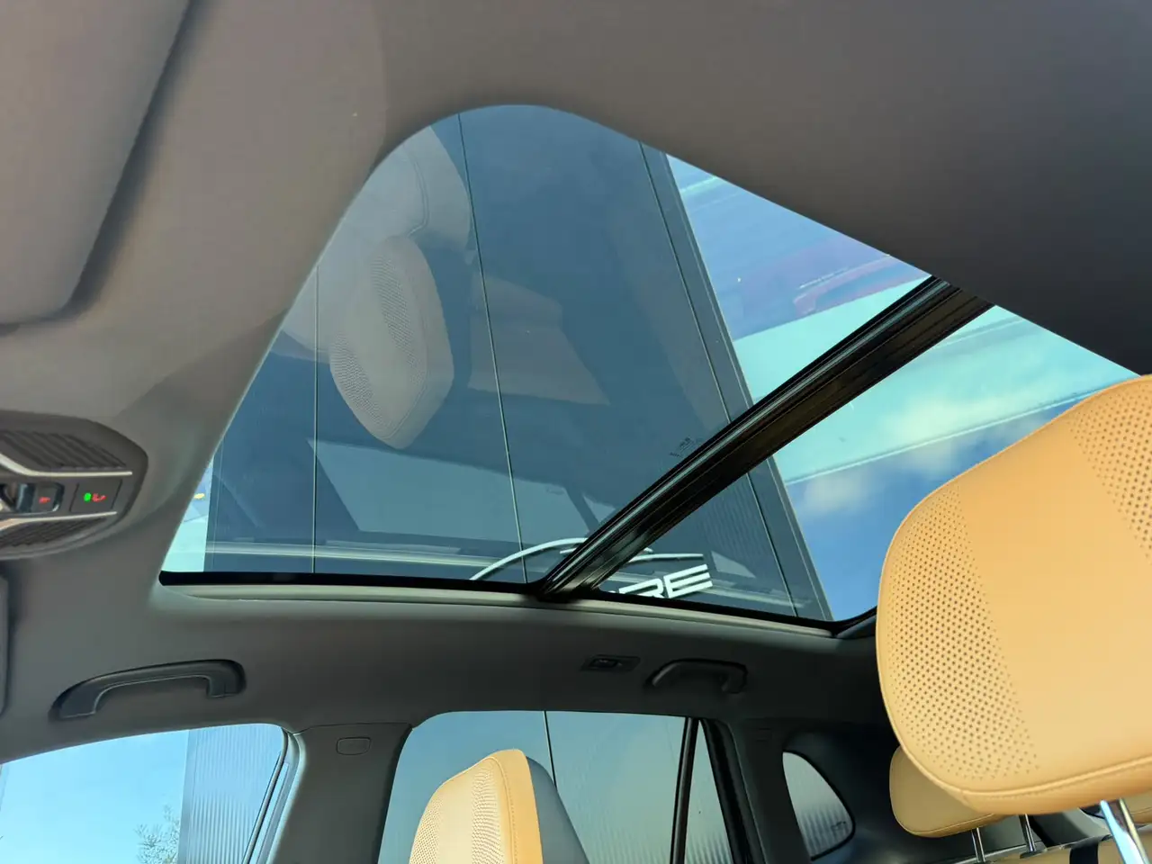 Geely Starray EM-i - 12