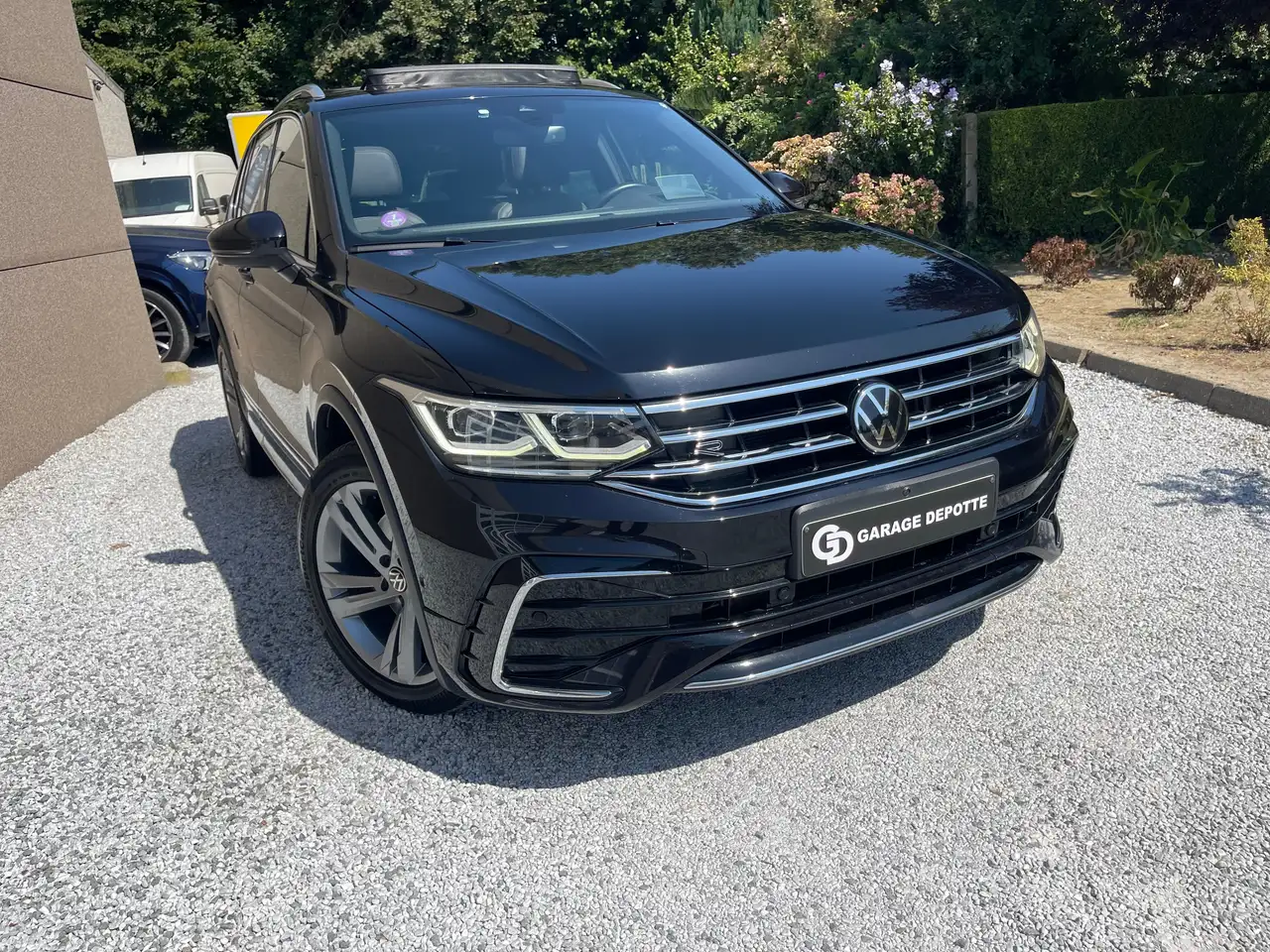 Volkswagen Tiguan - 8