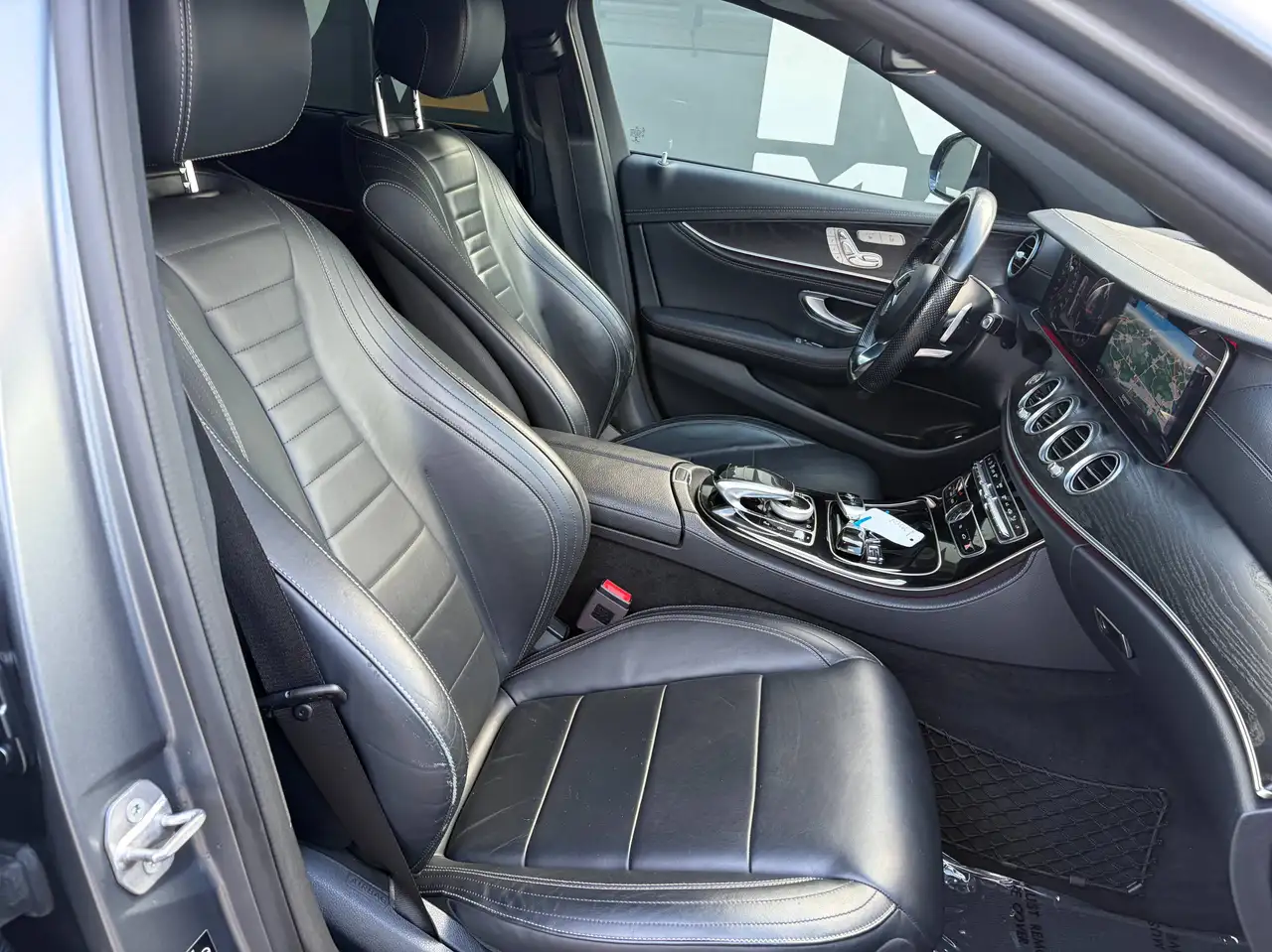 Mercedes-Benz E 200 - 7
