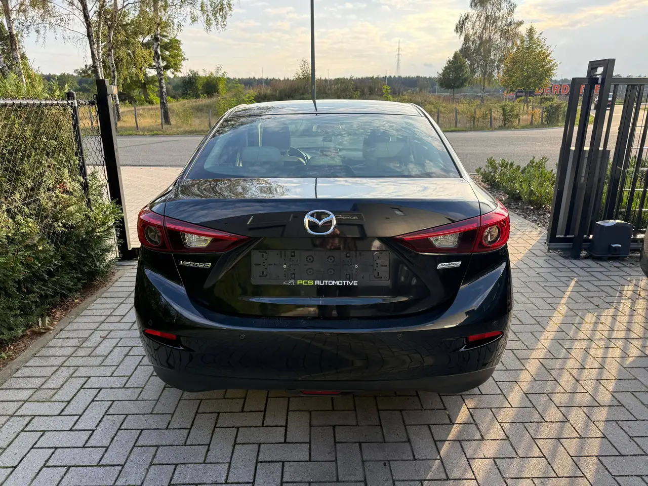 Mazda 3 - 5