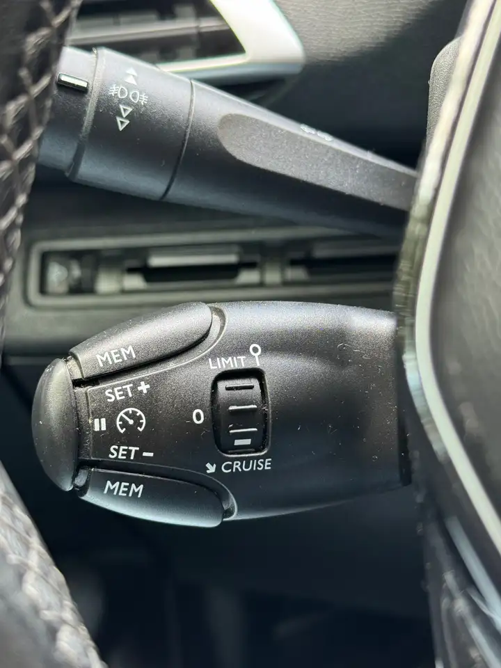 Peugeot 3008 - 10