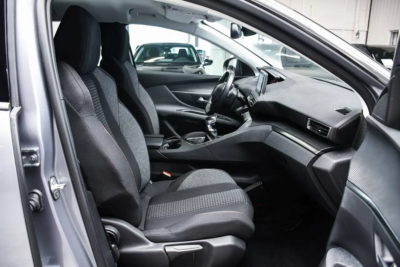 Peugeot 3008 - 6