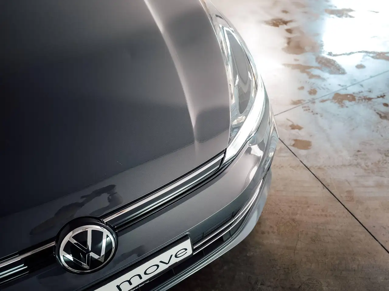 Volkswagen Golf - 6