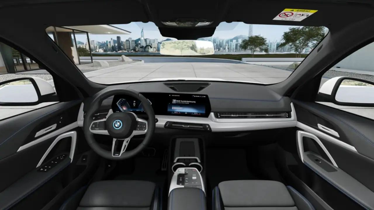 BMW iX1 - 7