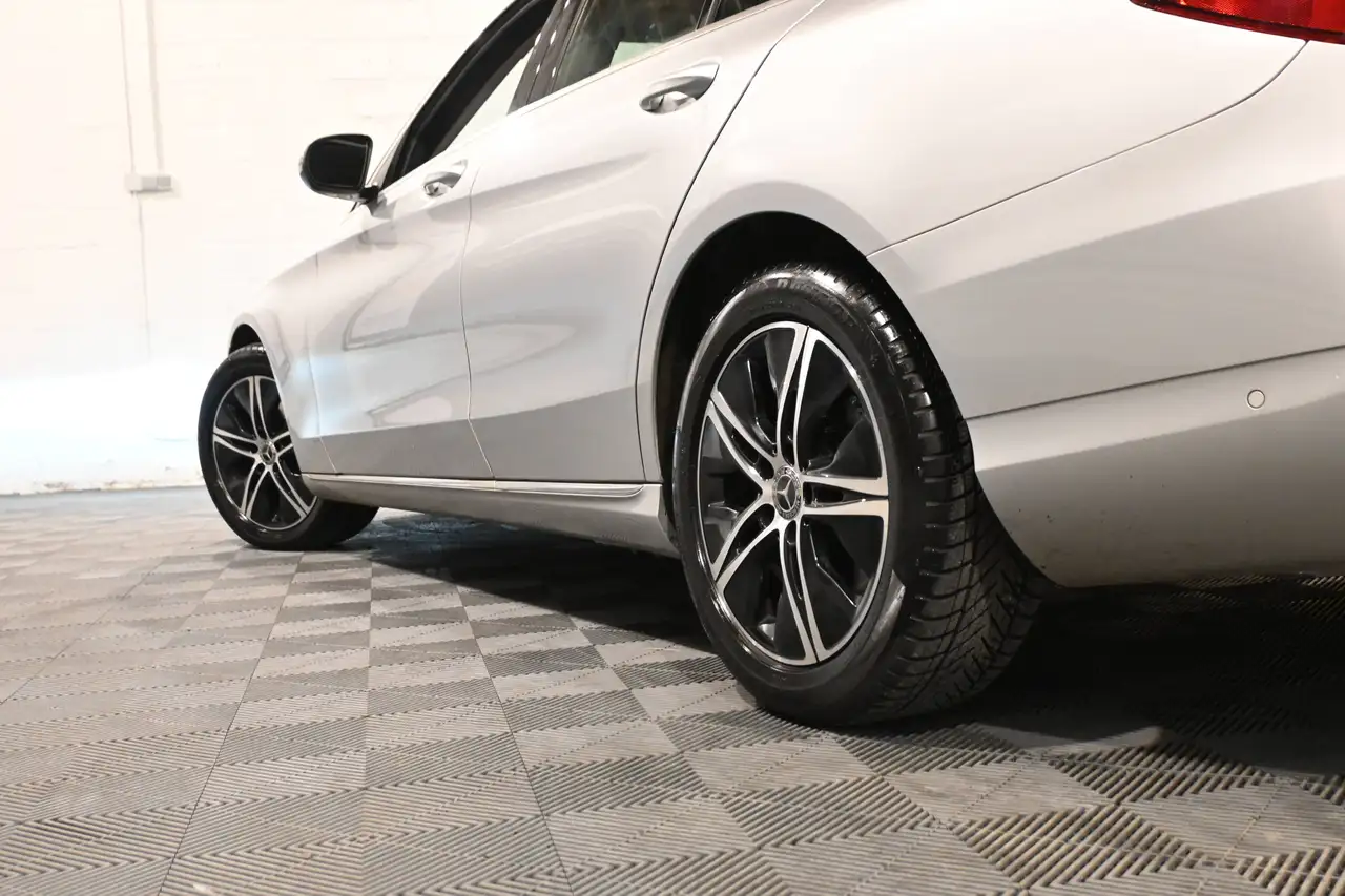 Mercedes-Benz C 180 - 9