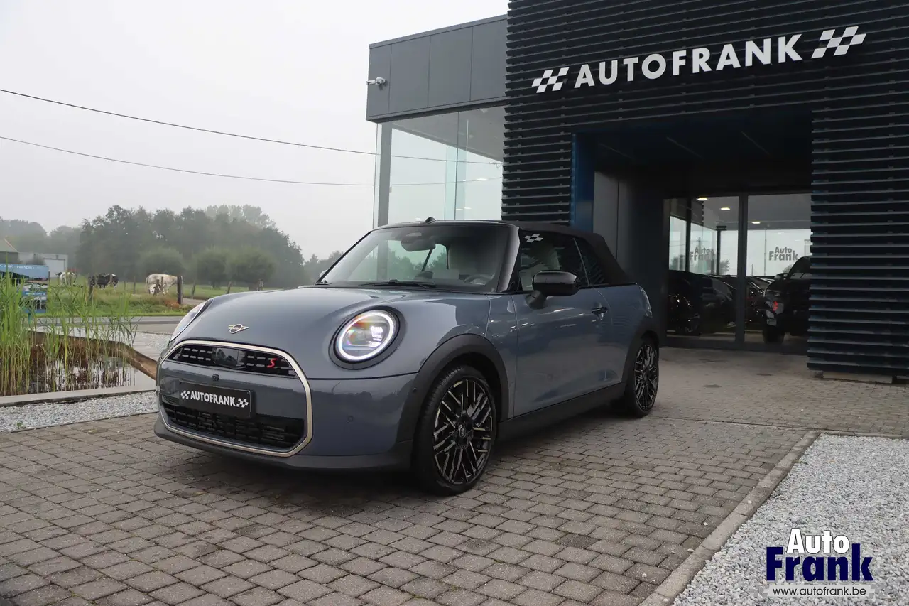 MINI Cooper S Cabrio - 3