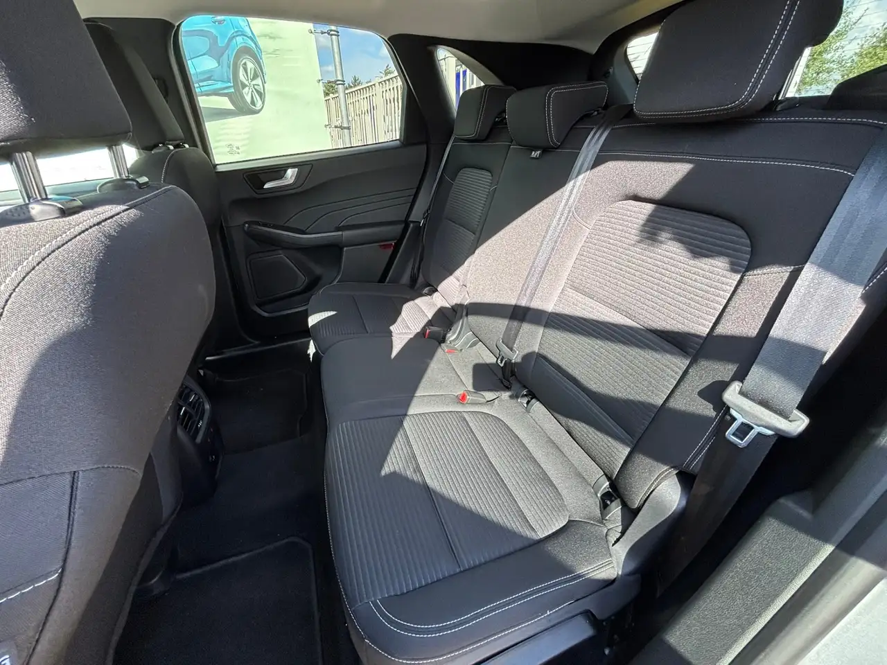 Ford Kuga - 10