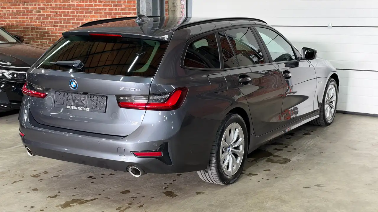 BMW 320 - 2