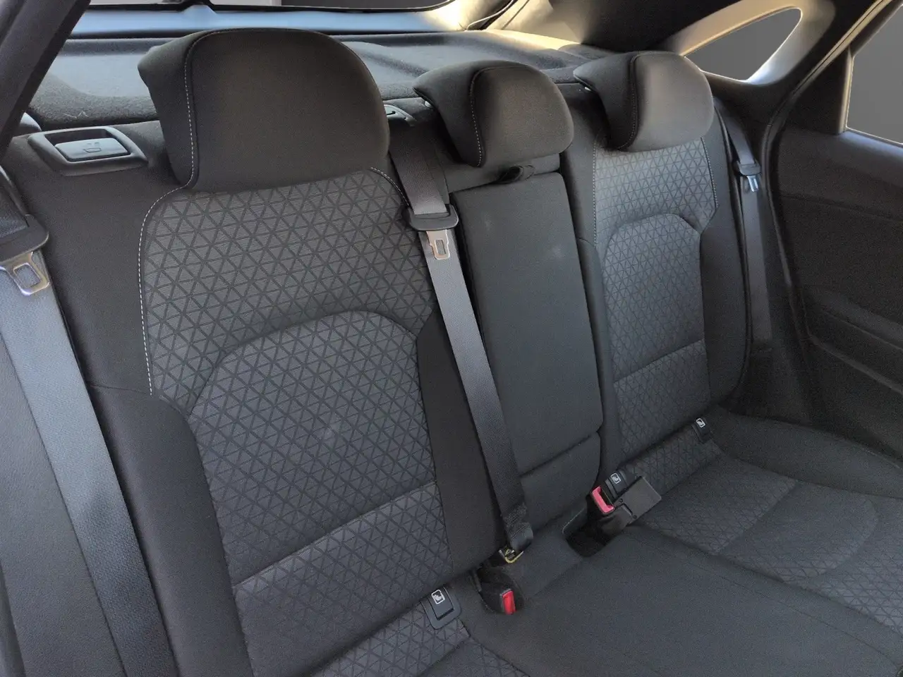 Kia Ceed / cee'd - 10