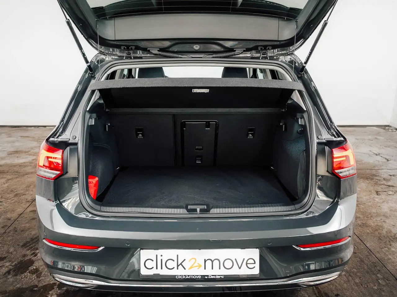 Volkswagen Golf - 6