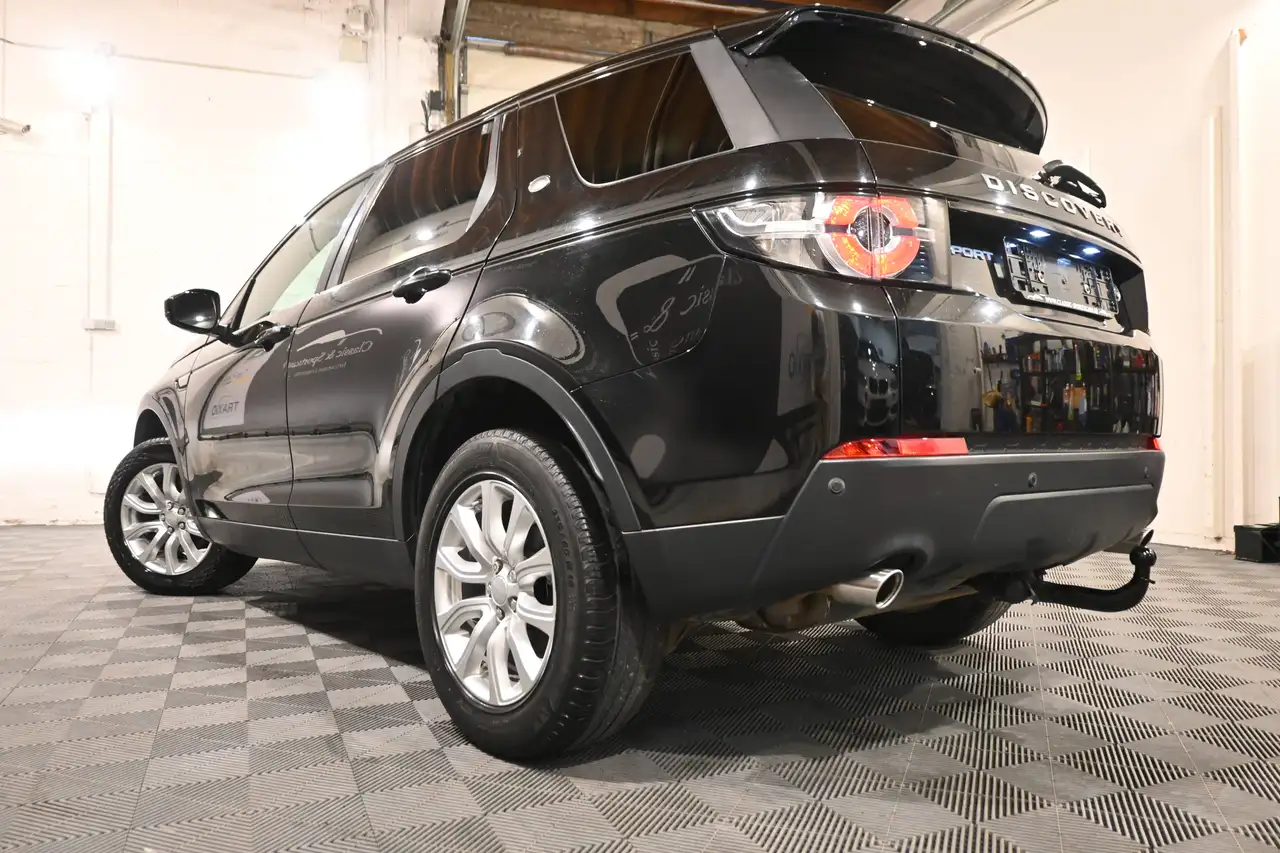 Land Rover Discovery Sport - 8