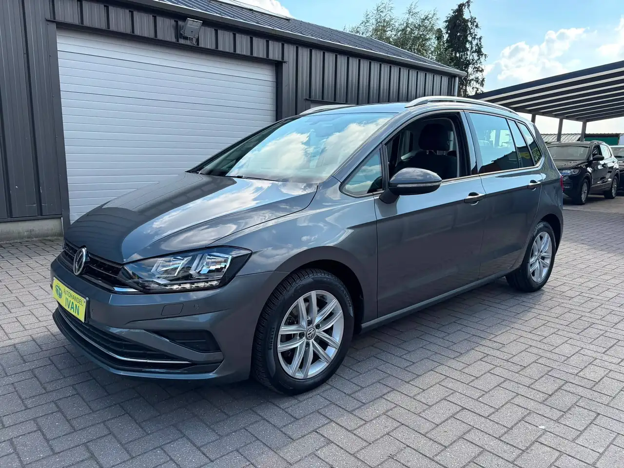 Volkswagen Golf Sportsvan - 3