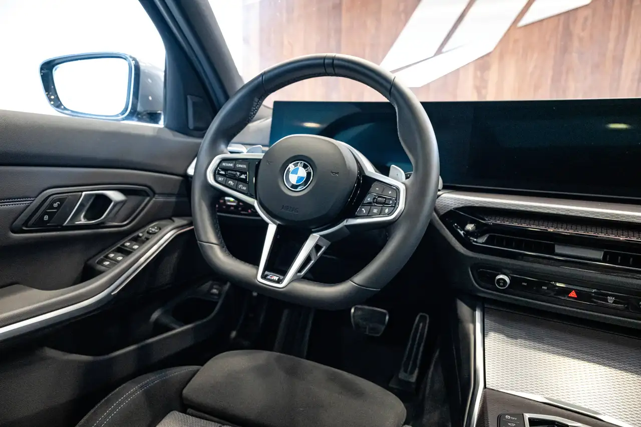 BMW 320 - 3