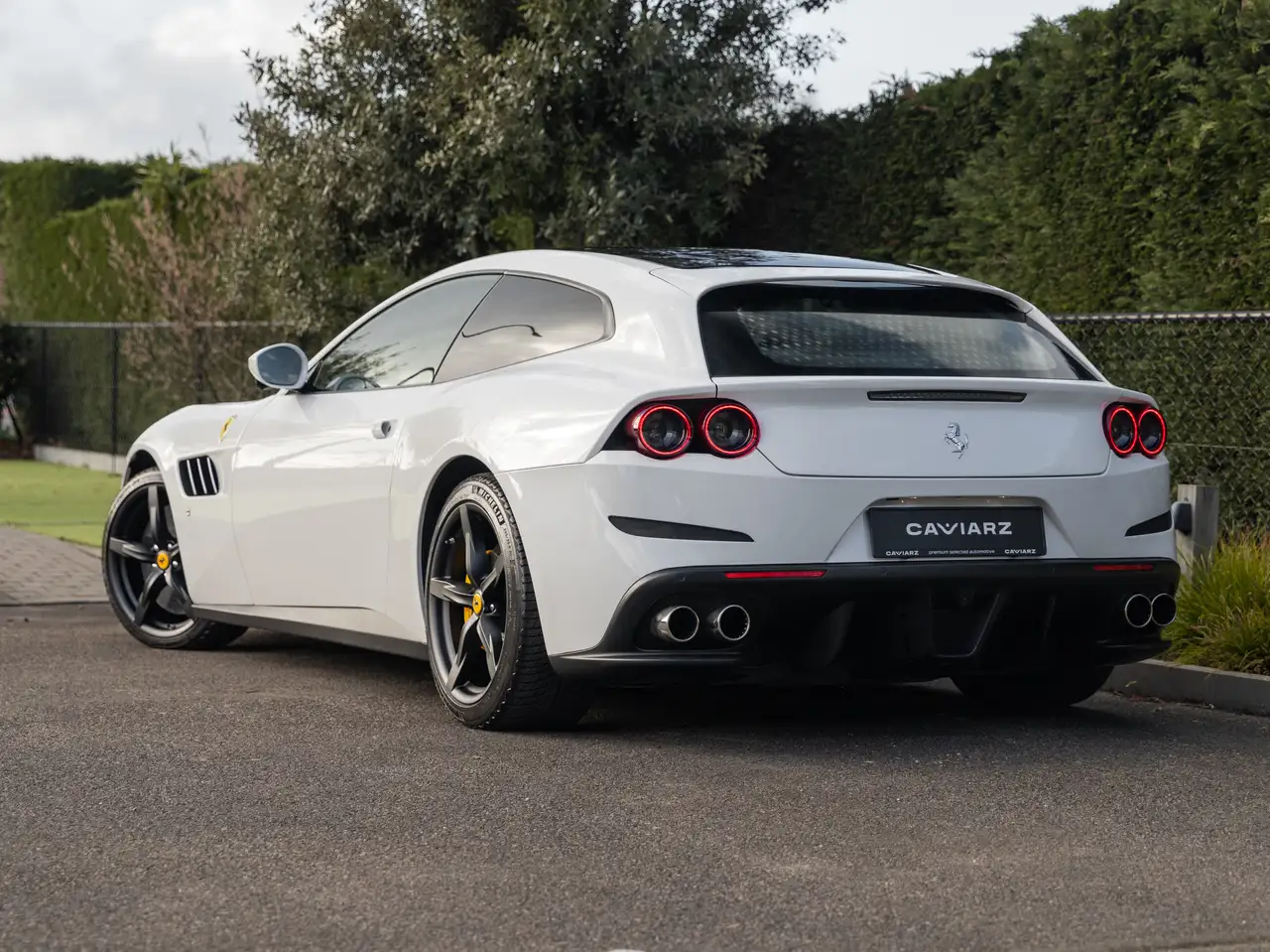 Ferrari GTC4 Lusso - 2