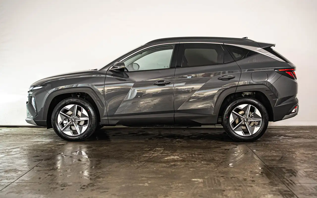 Hyundai TUCSON - 2