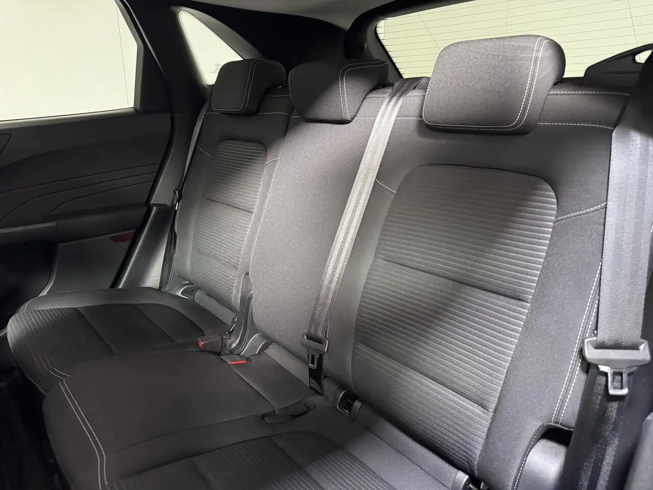 Ford Kuga - 10