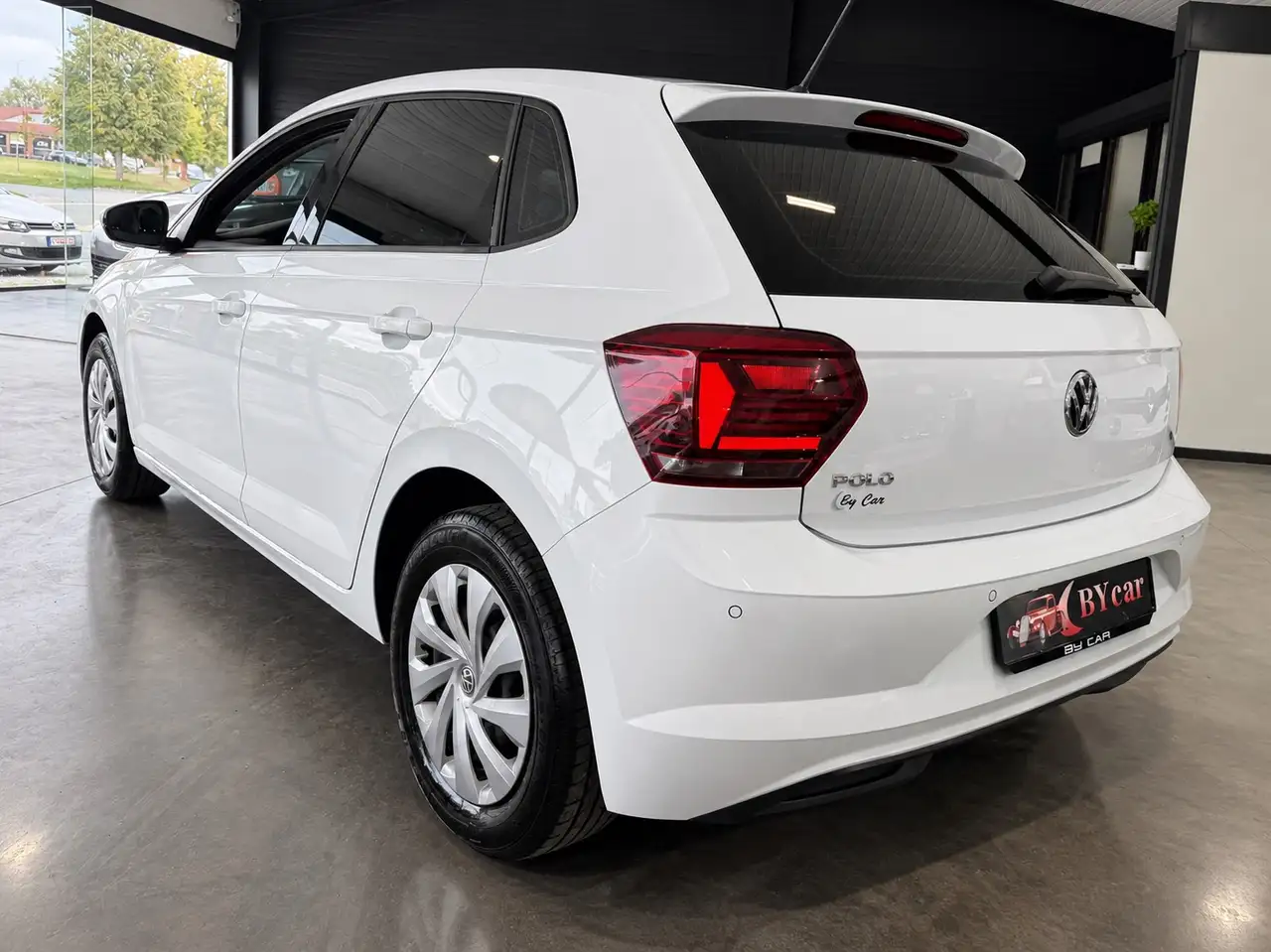 Volkswagen Polo - 4