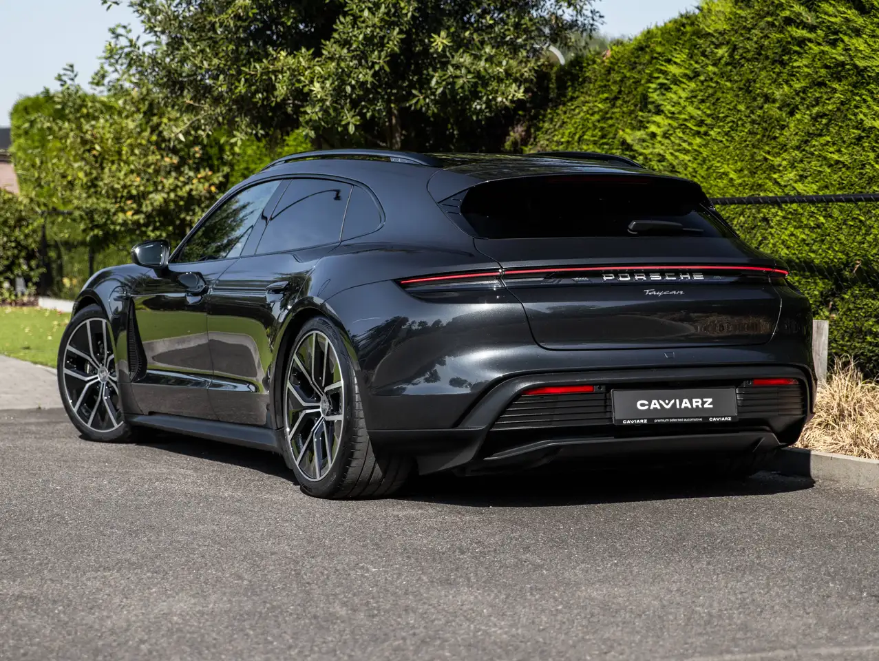 Porsche Taycan - 2
