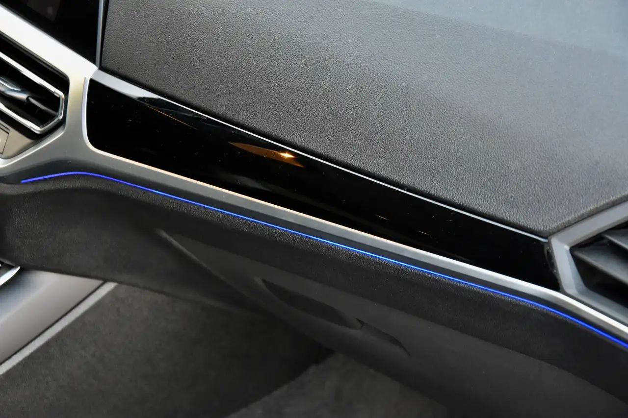 BMW 320 - 8